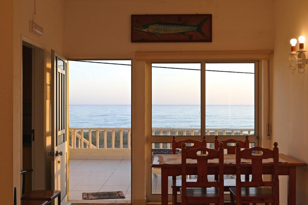 Apartamentos Barracuda FAO Room photo