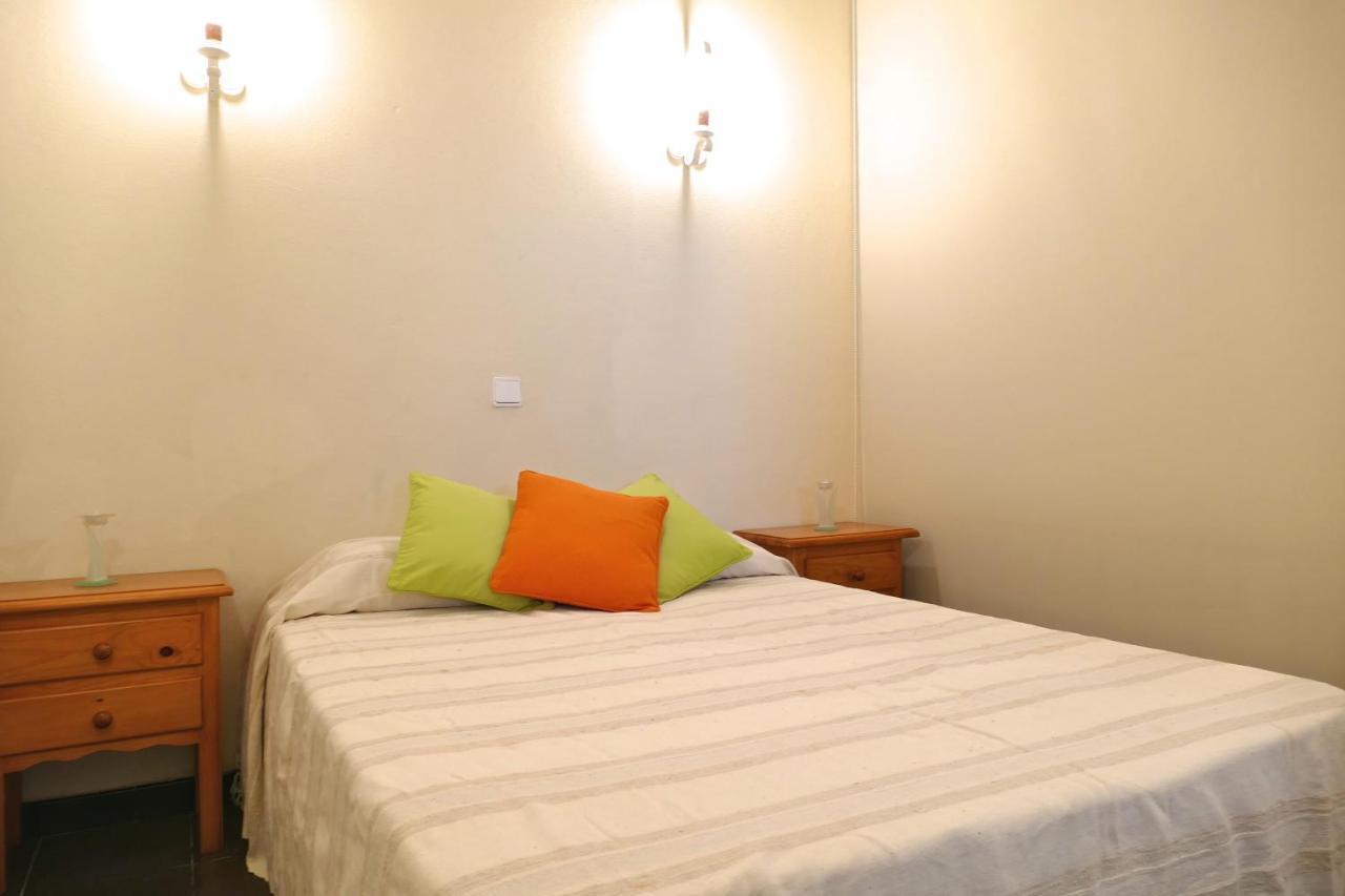 Apartamentos Barracuda FAO Room photo