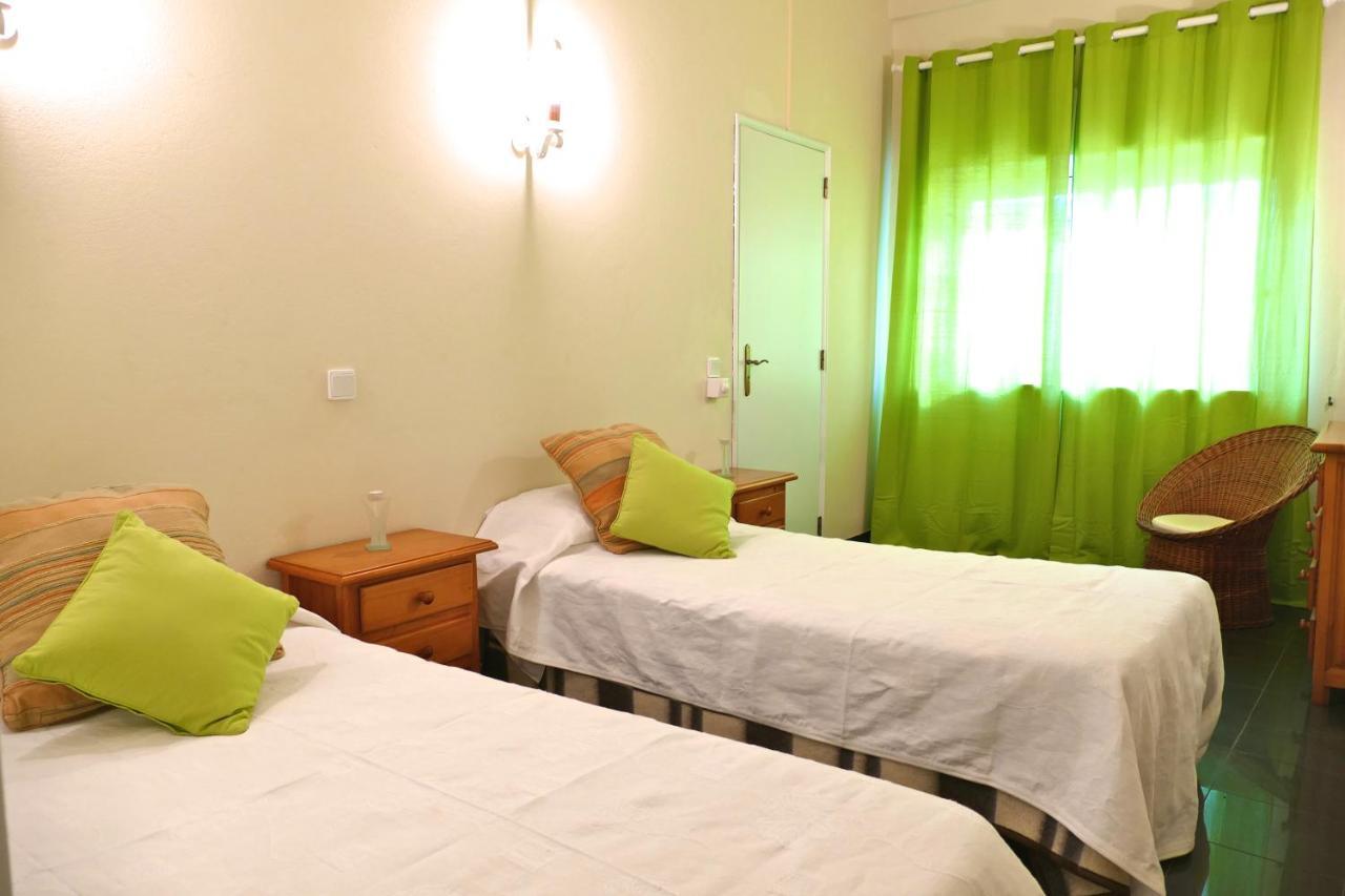 Apartamentos Barracuda FAO Room photo