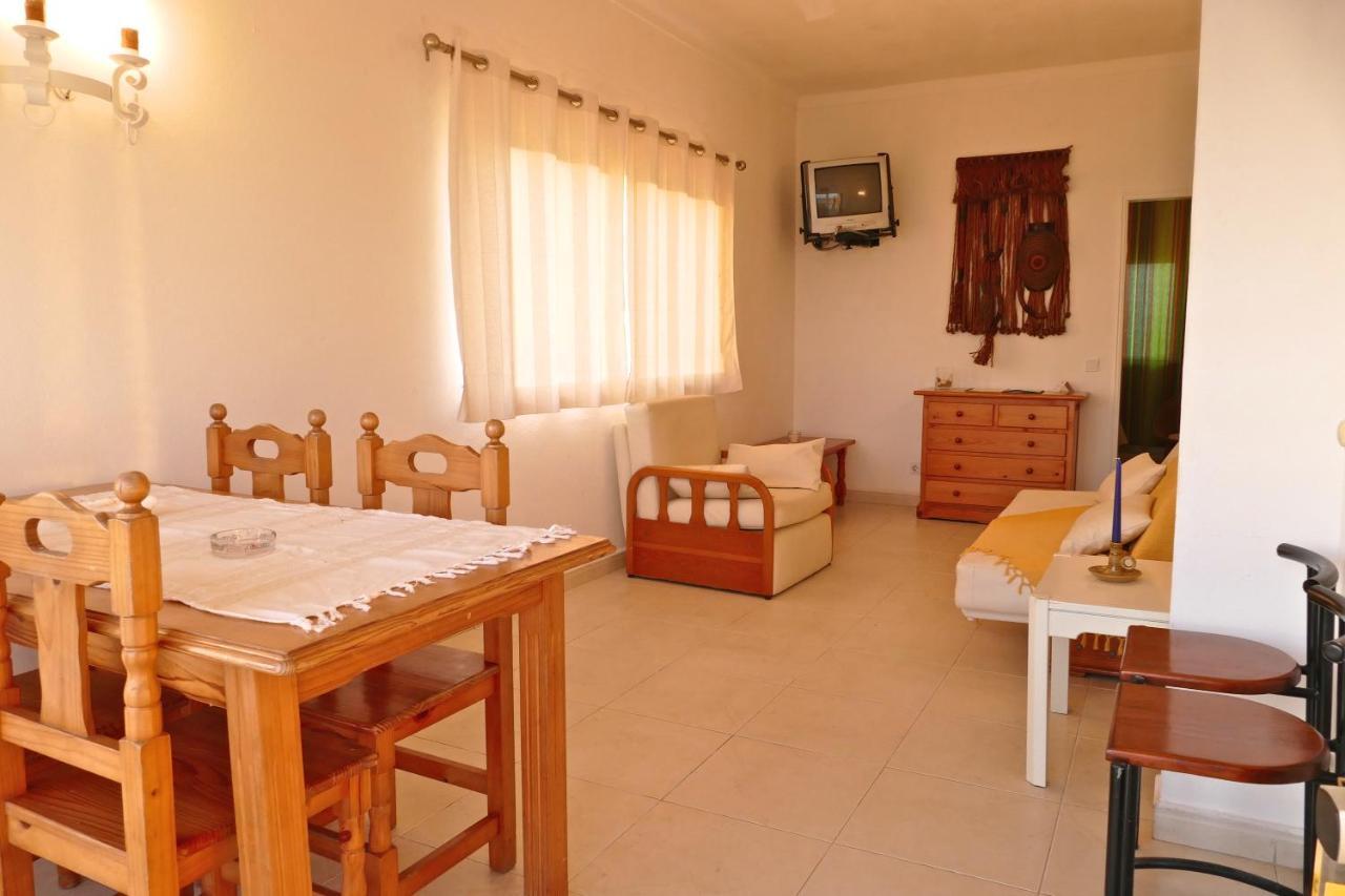 Apartamentos Barracuda FAO Room photo